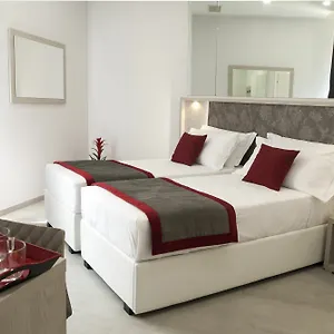 Merulana Holidays 2*, Rom Italien